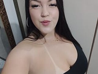 Mih Alves Hot